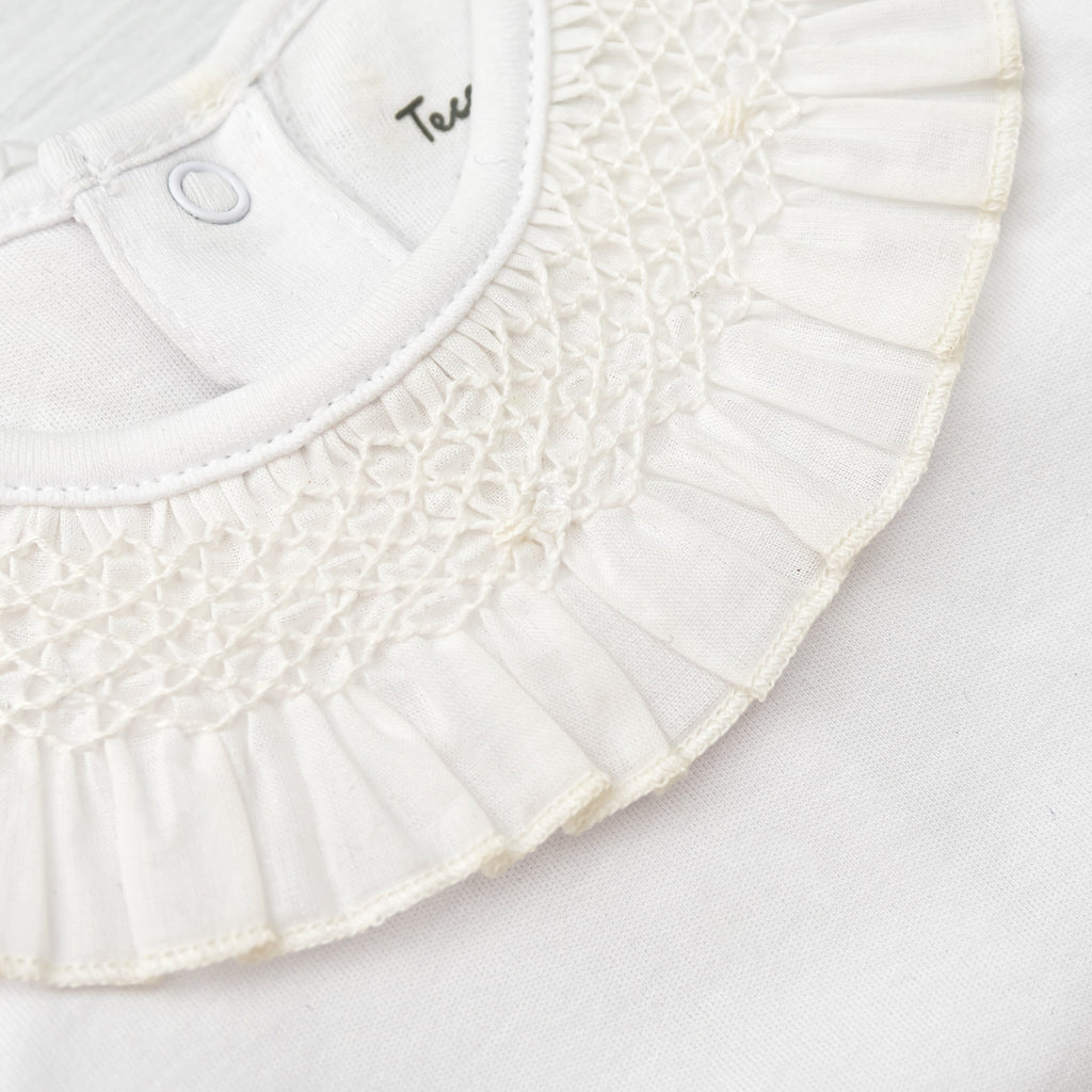 White smocked Long Sleeve Bodysuit tecomoabesos 