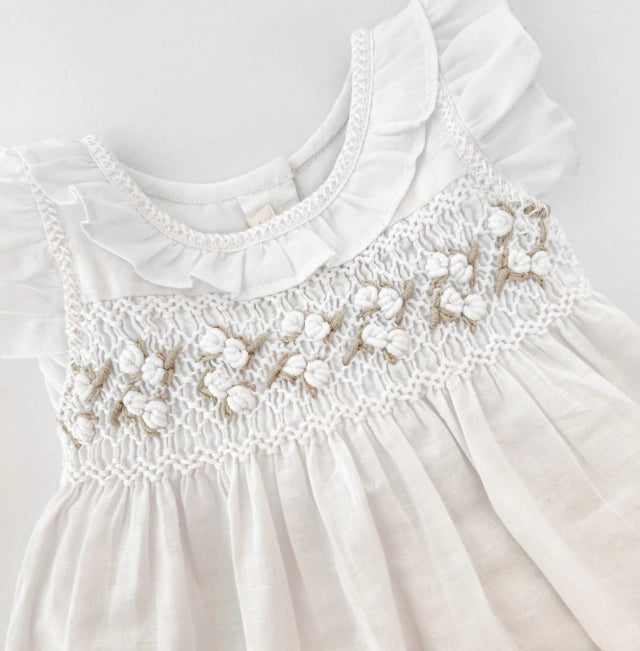 Federica Linen Smocked Dress Sleeveless, Offwhite | tecomoabesos